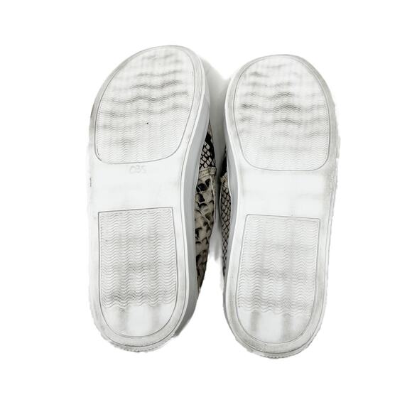 Steve Madden Safary Slip On Sneaker Metallic Snakeskin Print Womens size 9.5 M - Picture 9 of 13